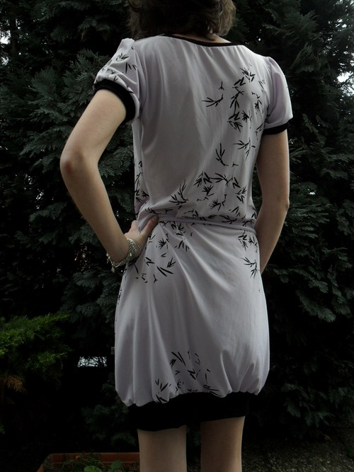 Šaty — foto 2