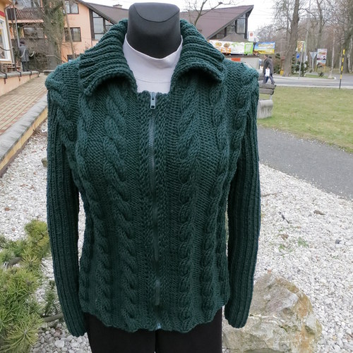 Temně zelený — foto 3