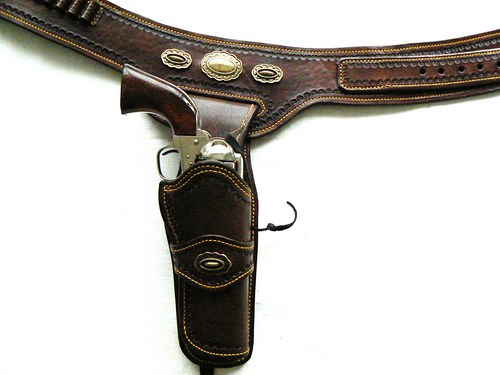 Holster - single s ozdobným kováním — foto 2