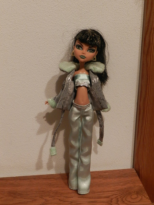 Obleček pro Monster high — foto 2