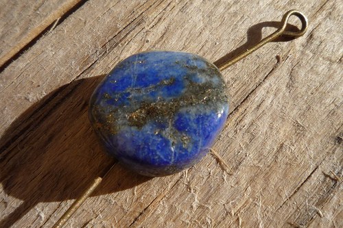 Vrtaný lapis lazuli č. A280 — foto 2
