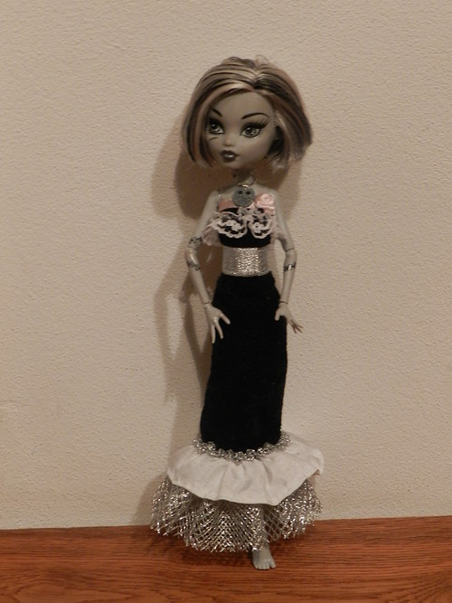 Šatičky pro Monster high — foto 2
