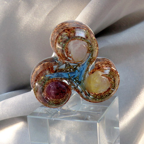 Orgonit *Amulet (2A) *Triskel * s Pentagramem — foto 4