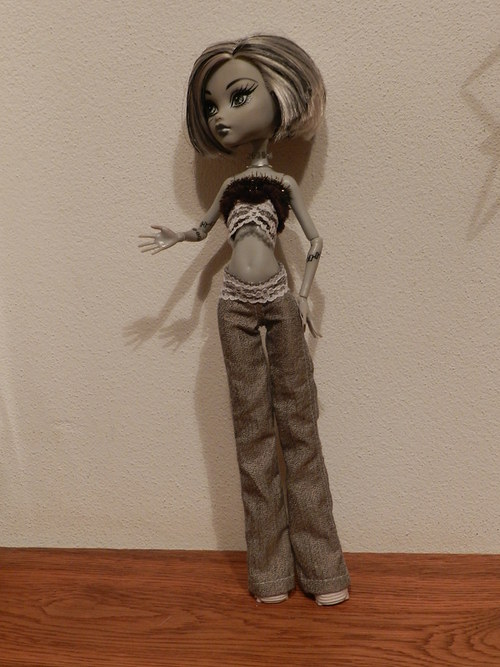 Obleček pro Monster high — foto 2