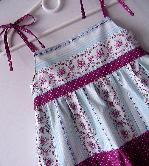 Šaty - Zámecká Romance — foto 2