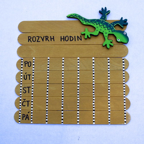 Rozvrh hodin s ještěrkou — foto 2