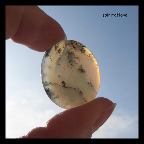 Dendritický opál 28.40ct — foto 4
