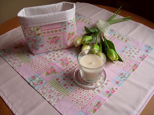 "RŮŽOVÉ" stolování - jemný patchwork — foto 2