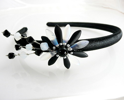 Čelenka : " Black and white again " — foto 3