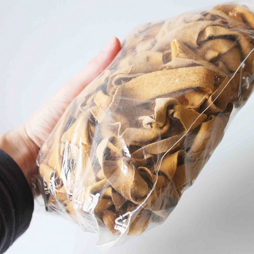 Odřezky pravé kůže ...cca 180 g — foto 2