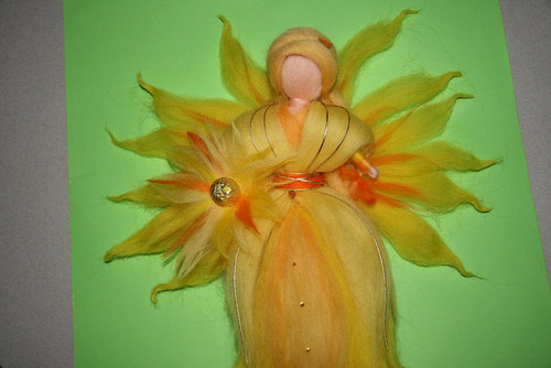Víla - Sluneční paní - cca 27 cm — foto 2