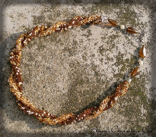 Náhrdelník "Oříškové kapučíno" — foto 2