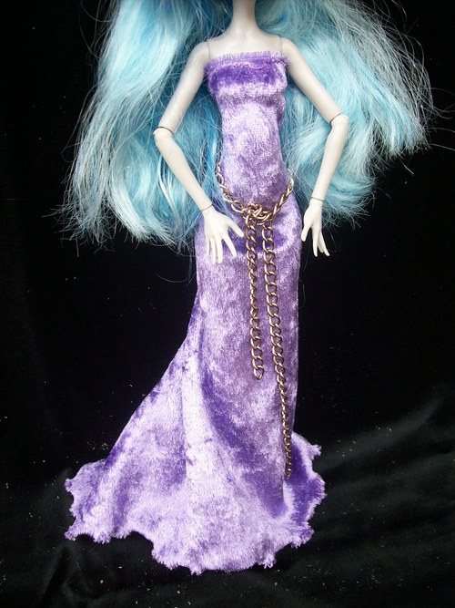Fialové sametové pro Monster High — foto 4
