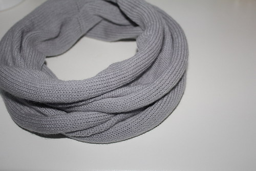 Šedý kolem krku — foto 4