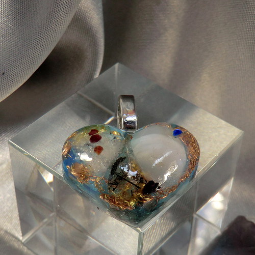 Orgonit přívěsek* Magické srdíčko (5)s Chalcedonem — foto 2