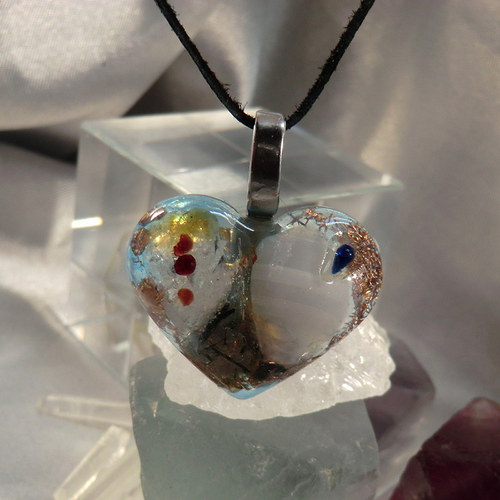 Orgonit přívěsek* Magické srdíčko (5)s Chalcedonem — foto 5