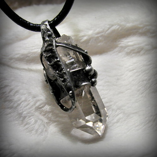 Křišťálový amulet — foto 2