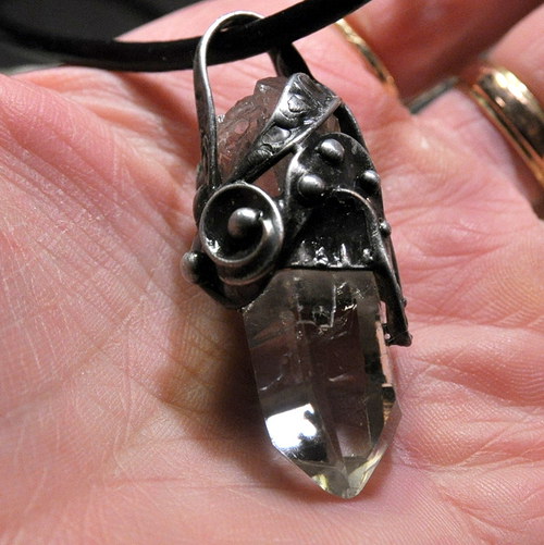 Křišťálový amulet — foto 3