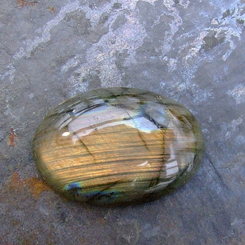 Labradorit de luxe, kabošon č.779 52x36mm — foto 3