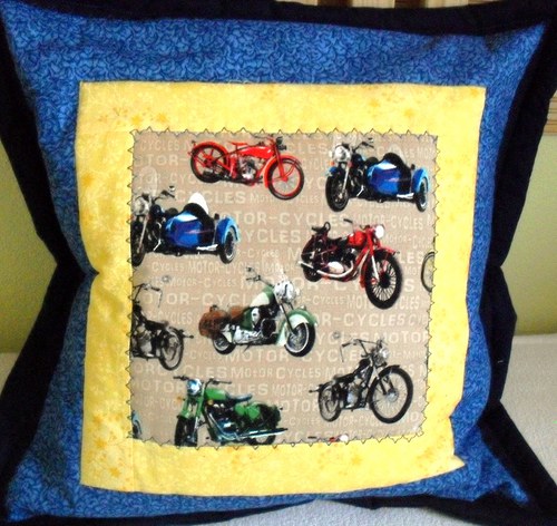 Motorkáč - patchworkový polštář — foto 2