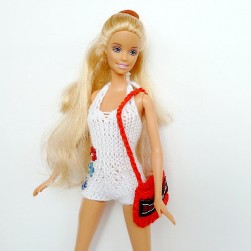 Bílé plavky s kytičkami pro Barbie — foto 4