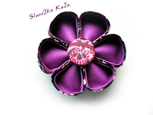 Kanzashi brož Strakatice — foto 2