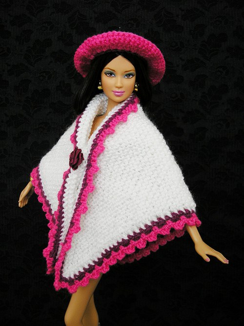 Bílý pléd s kloboukem pro Barbie — foto 2