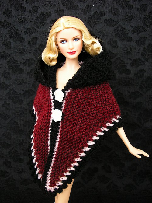 SLEVA 50% Vínový pléd s kapucí pro Barbie — foto 3