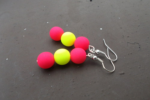Náušnice neonky — foto 2