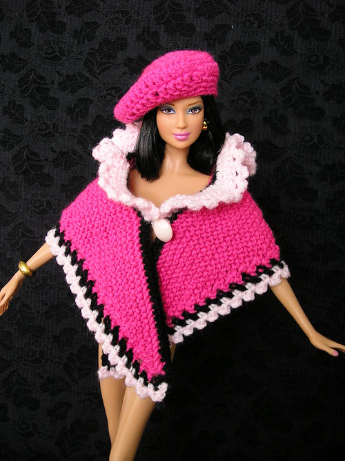 SLEVA Růžový pléd s baretem pro Barbie — foto 2