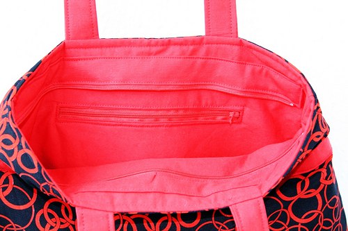 Red and black circles — foto 2