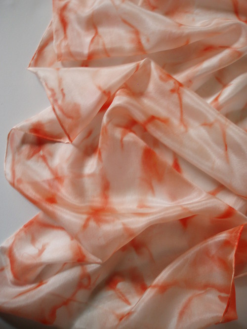 Hedvábná šála Light orange — foto 3