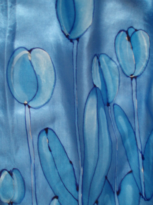 Hedvábná šála Modrý tulipán — foto 2