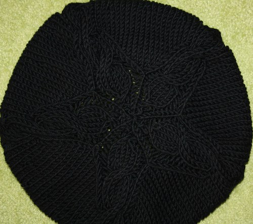 Černý baret — foto 5