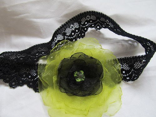 Nevšední čelenka*** — foto 2
