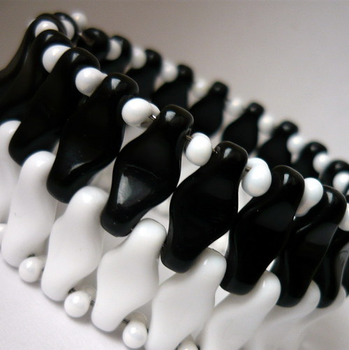 Náramek BLACK and WHITE — foto 4