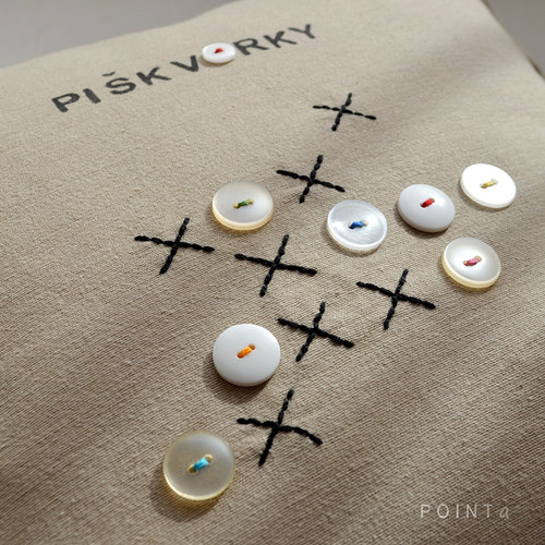 Polštář Piškvorky — foto 2