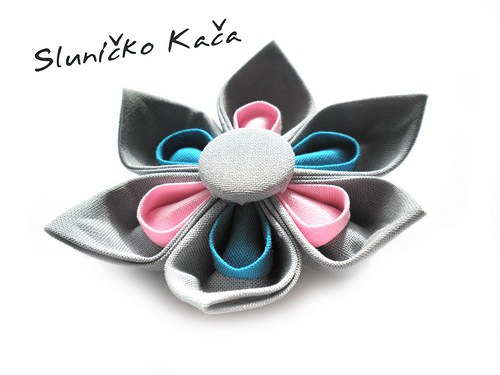 Kanzashi brož Šedý dikolor — foto 2
