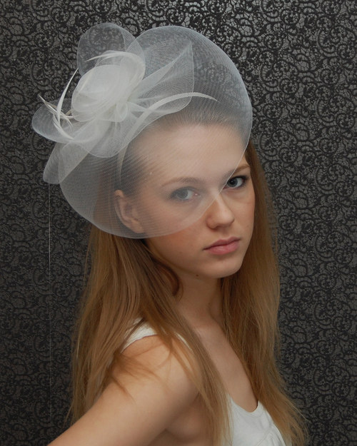 Bride ... klobouk či fascinator — foto 4