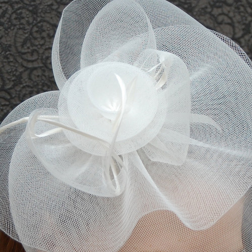 Bride ... klobouk či fascinator — foto 6