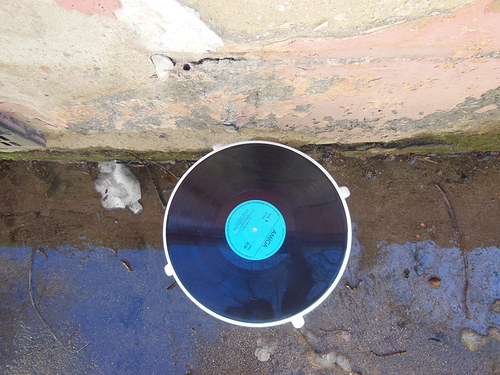 Stoleček / stolička - VINYLKA - bílá s tyrkysovým — foto 3