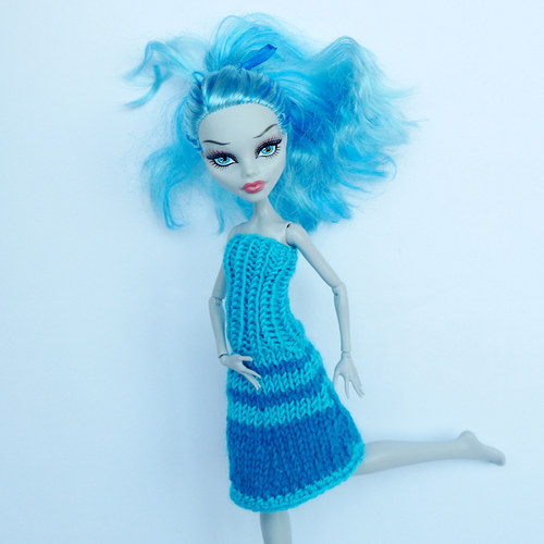 Tyrkysové šaty pro Monster High — foto 2