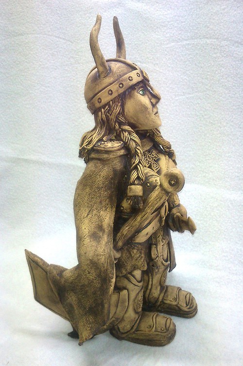 Thea z Trólandu — foto 2