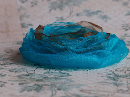 Brož tyrkysová s knoflíkem — foto 6