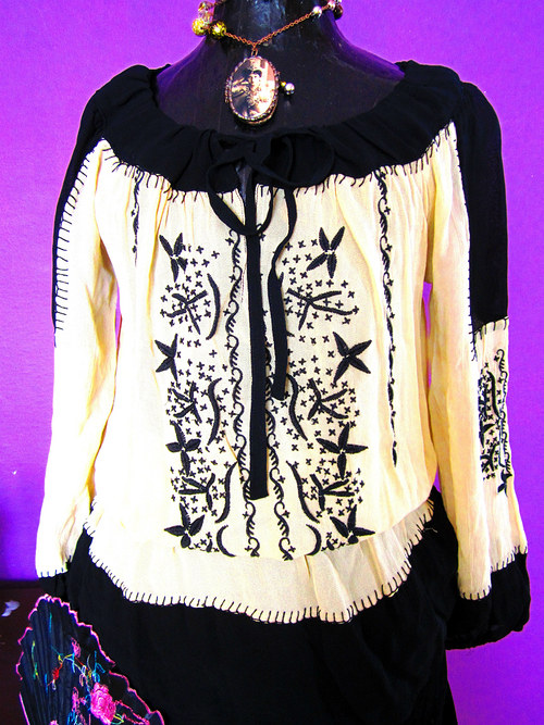 Vintage halenka black&cream — foto 2
