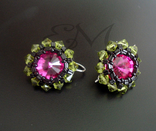 Rivolky fuchsia v zelené — foto 4
