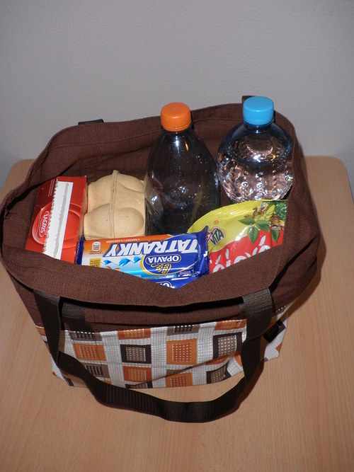 Hnědá elegantní, ale praktická taška — foto 2