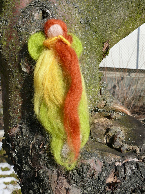 Vílečka dlouhovlasá — foto 2