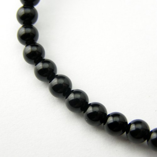 Onyx - kuličky 4 mm (10 ks) — foto 2