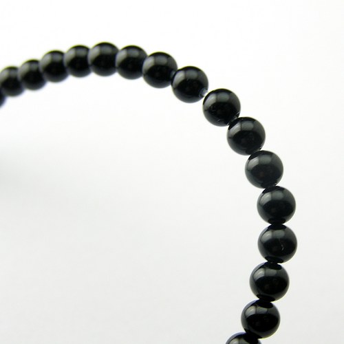 Onyx - kuličky 4 mm (10 ks) — foto 3